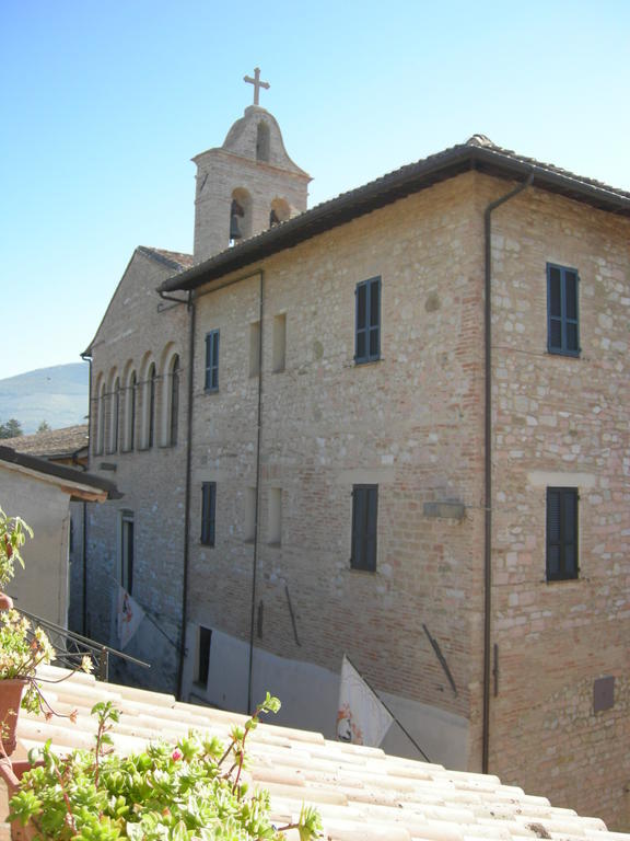 B&B La Casa Di Alice Φολίνιο Εξωτερικό φωτογραφία