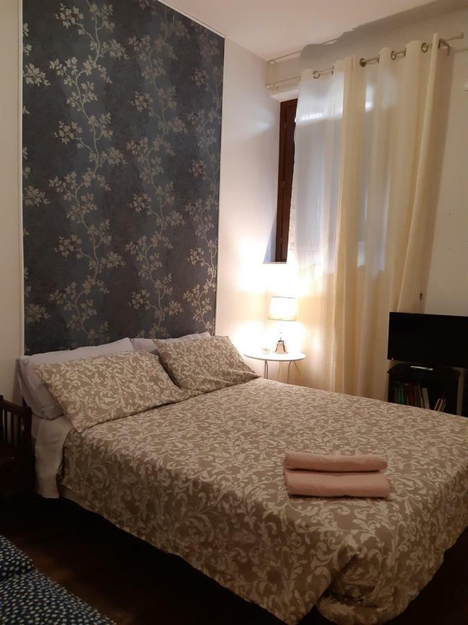B&B La Casa Di Alice Φολίνιο Εξωτερικό φωτογραφία