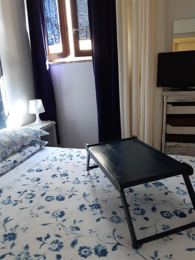 B&B La Casa Di Alice Φολίνιο Εξωτερικό φωτογραφία
